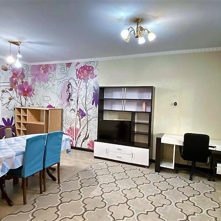 Жк Айя Нур-Султан Apartment Astana Bagian luar foto